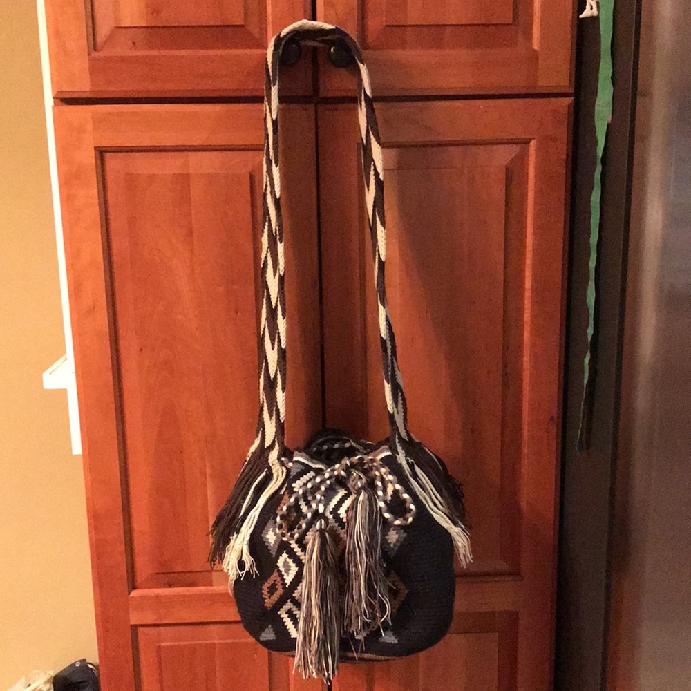 Handcrafted Geometric Patterned Bag - Black And B… - image 7